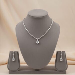 Crystal Pendant Jewelry Set.